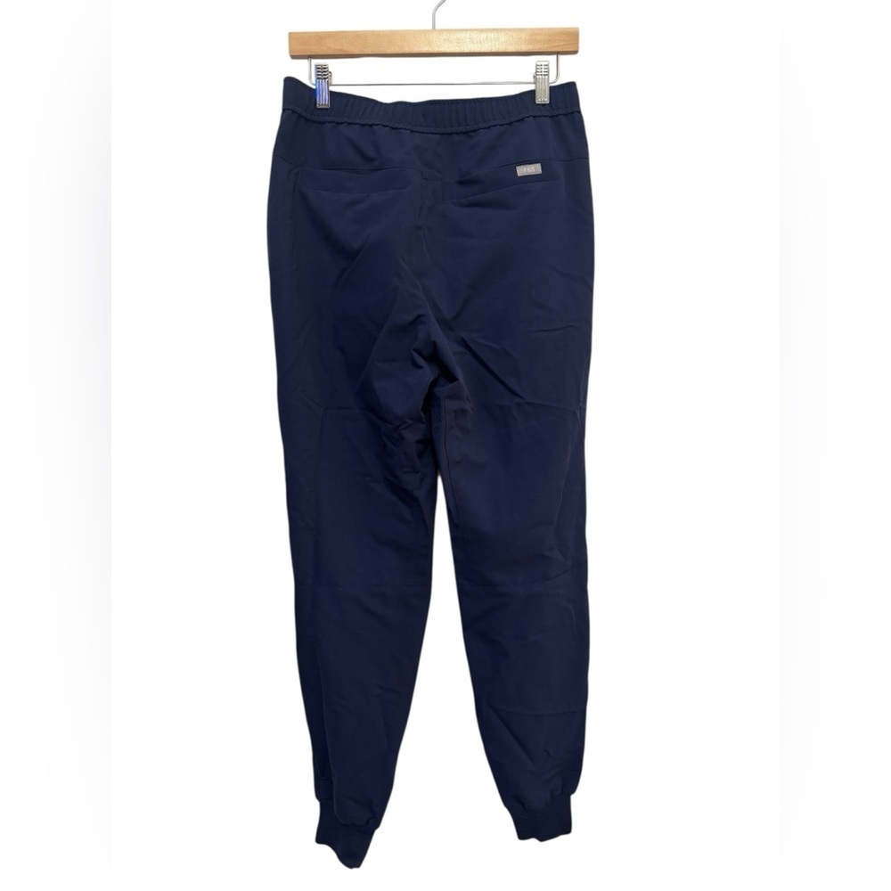 FIGS Tansen Joggers Scrub Pants - Picture 3 of 8